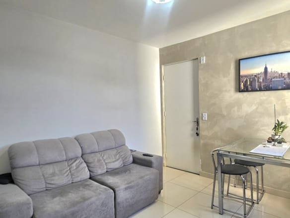 Apartamento com 02 dormitórios no condomínio Vale das Figueiras em Valinhos SP