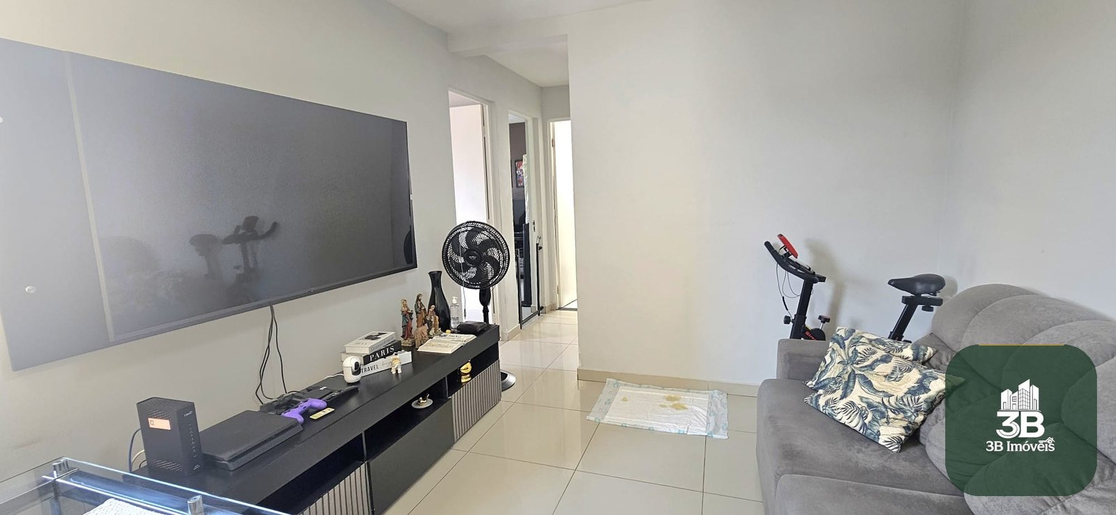 Apartamento com 02 dormitórios no condomínio Vale das Figueiras em Valinhos SP